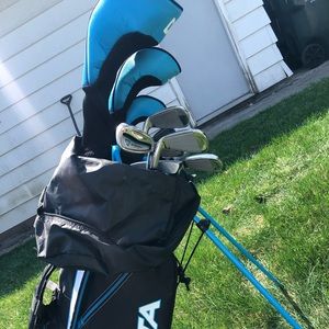 Full set woman’s 2019 strata callaway golf clubs